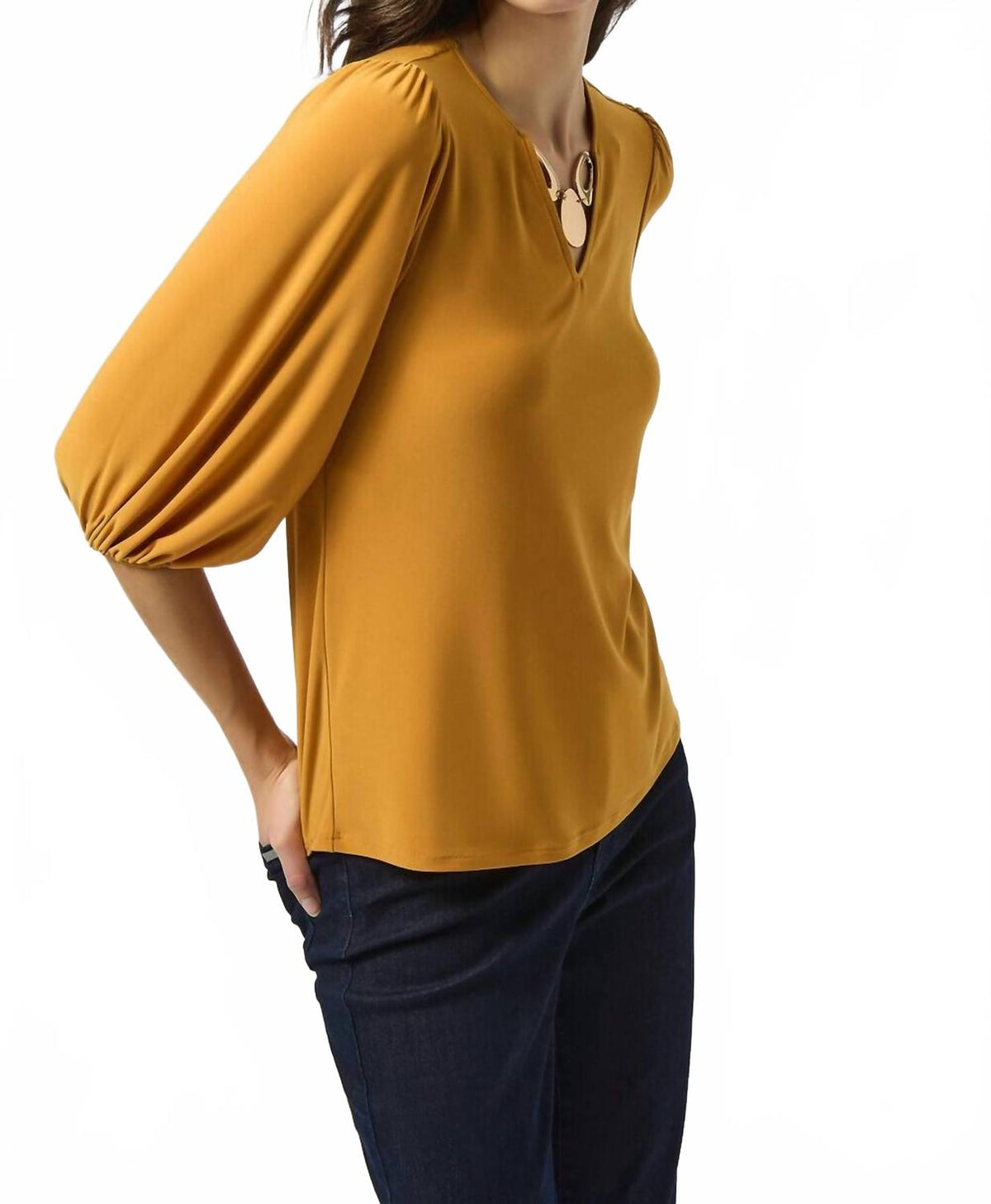 Top con cuello en V