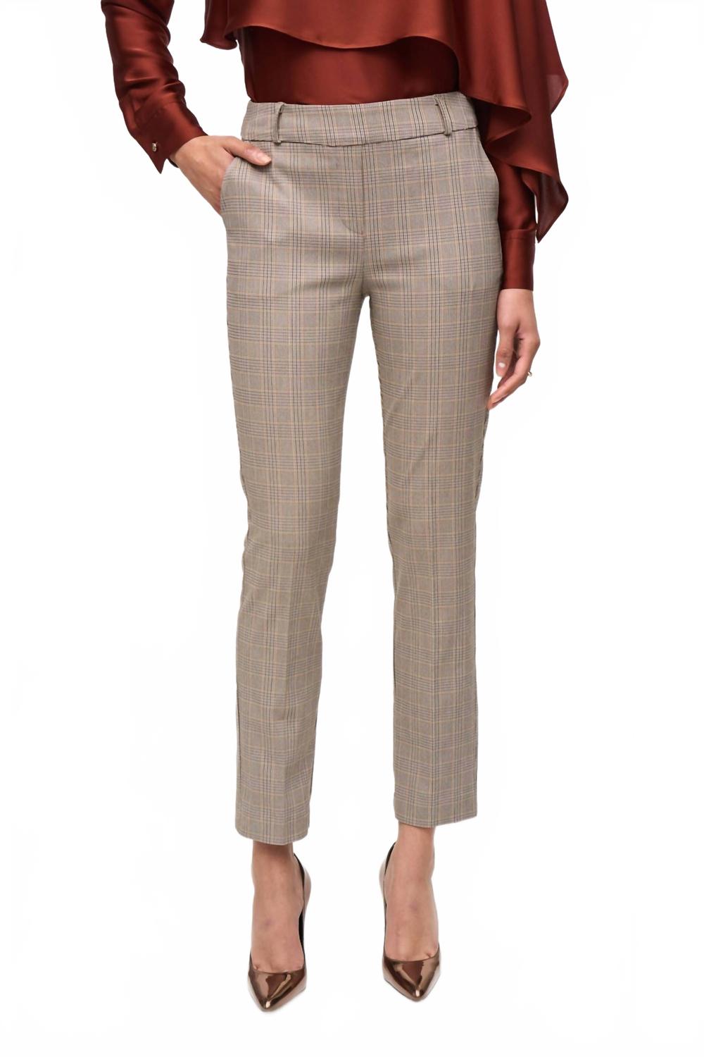 Pantalón a cuadros color beige