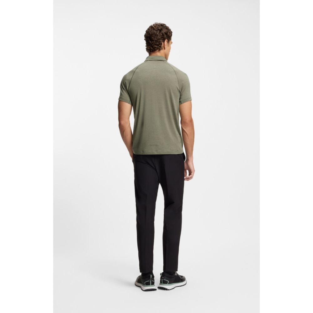 Polo de corte ajustado