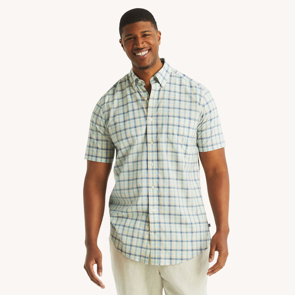 Camisa de hombre de manga corta a cuadros