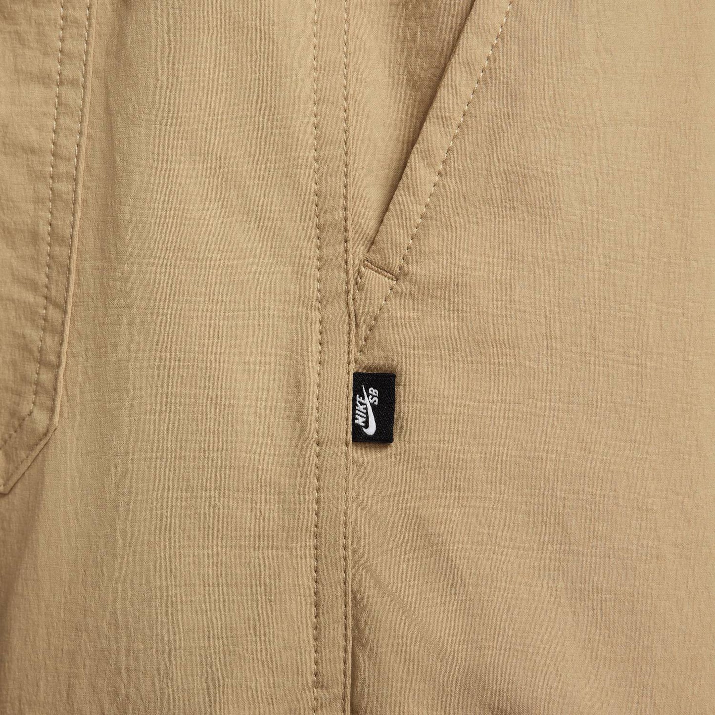Pantalón color beige