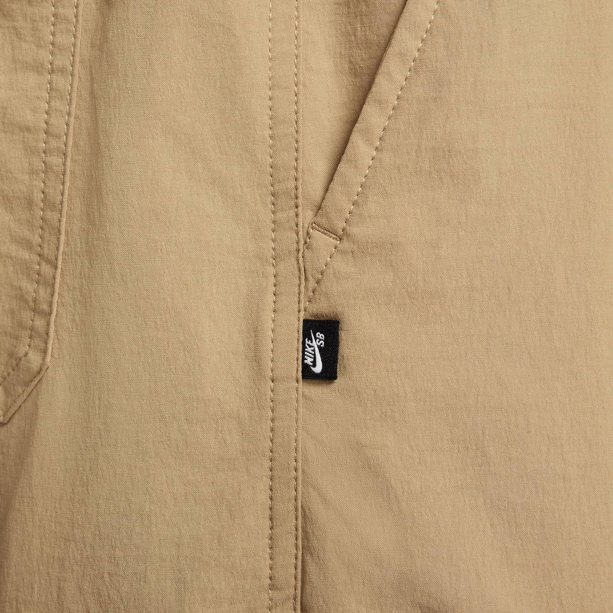 Pantalón color beige