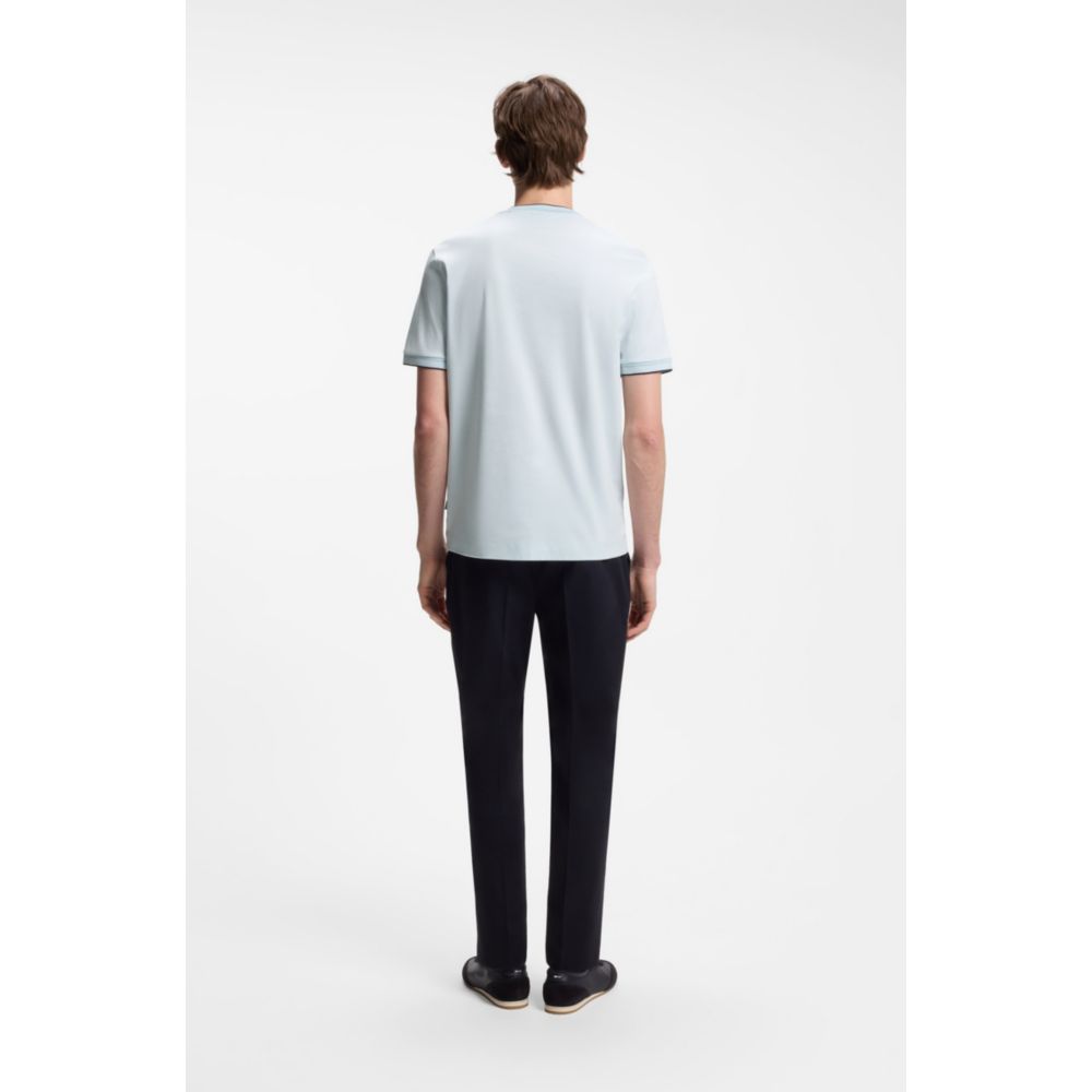 Camiseta de algodón con cuello redondo de corte ajustado