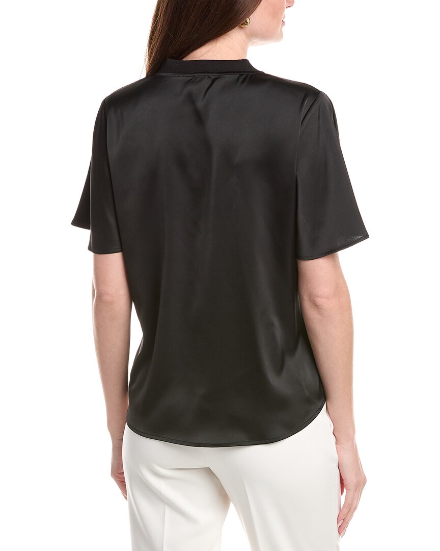 Blusa con cuello en V