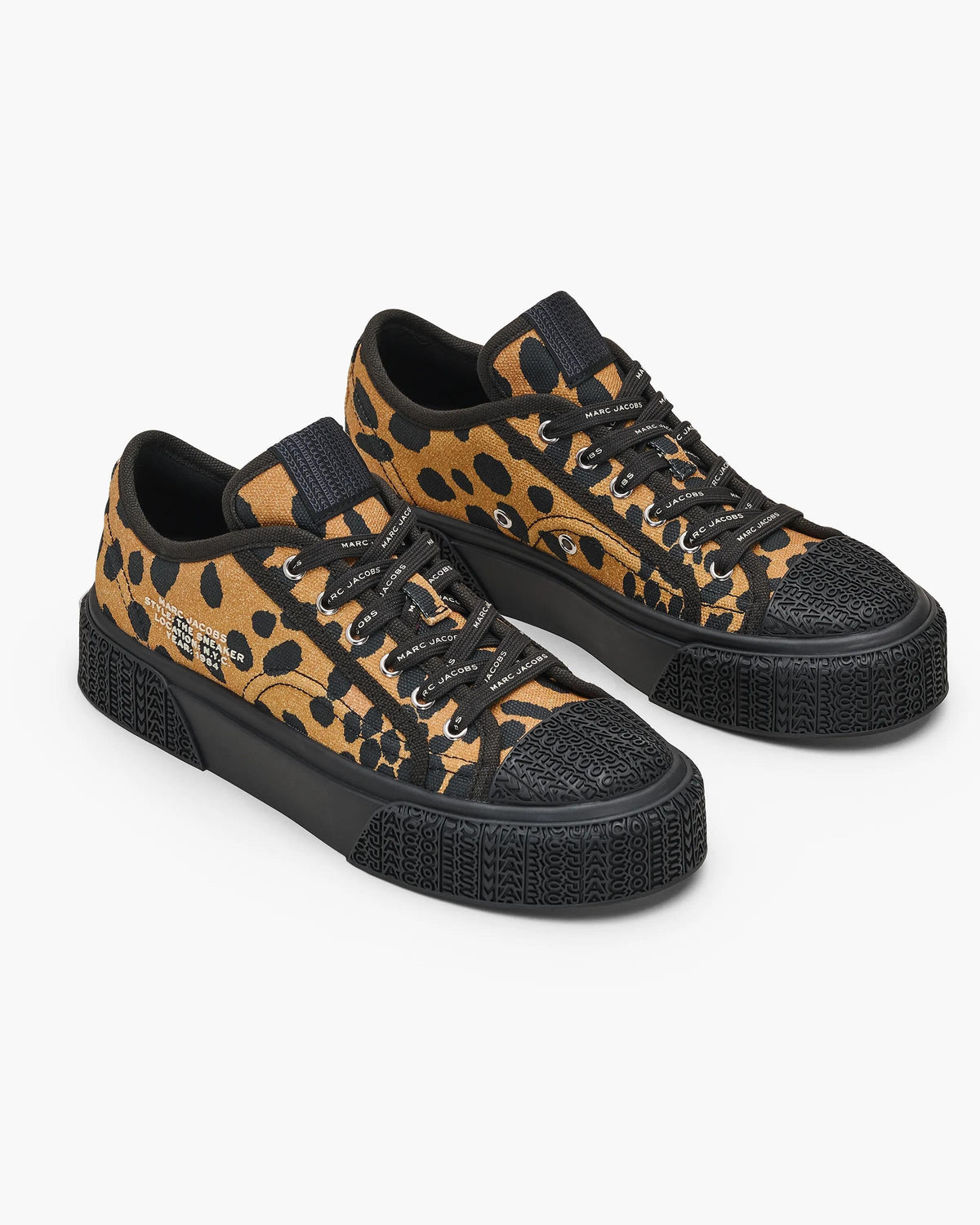 Tenis de lona con estampado