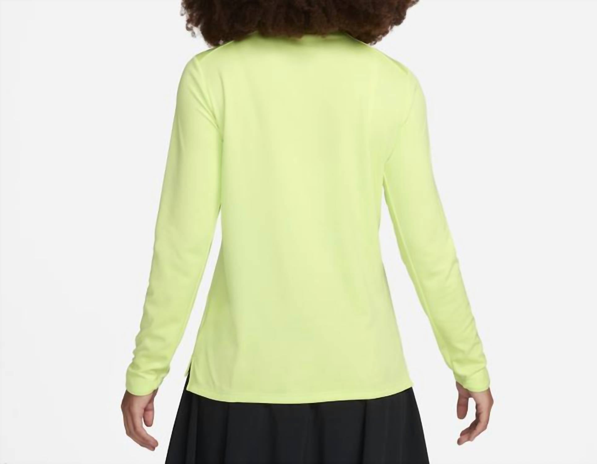 Top color negro