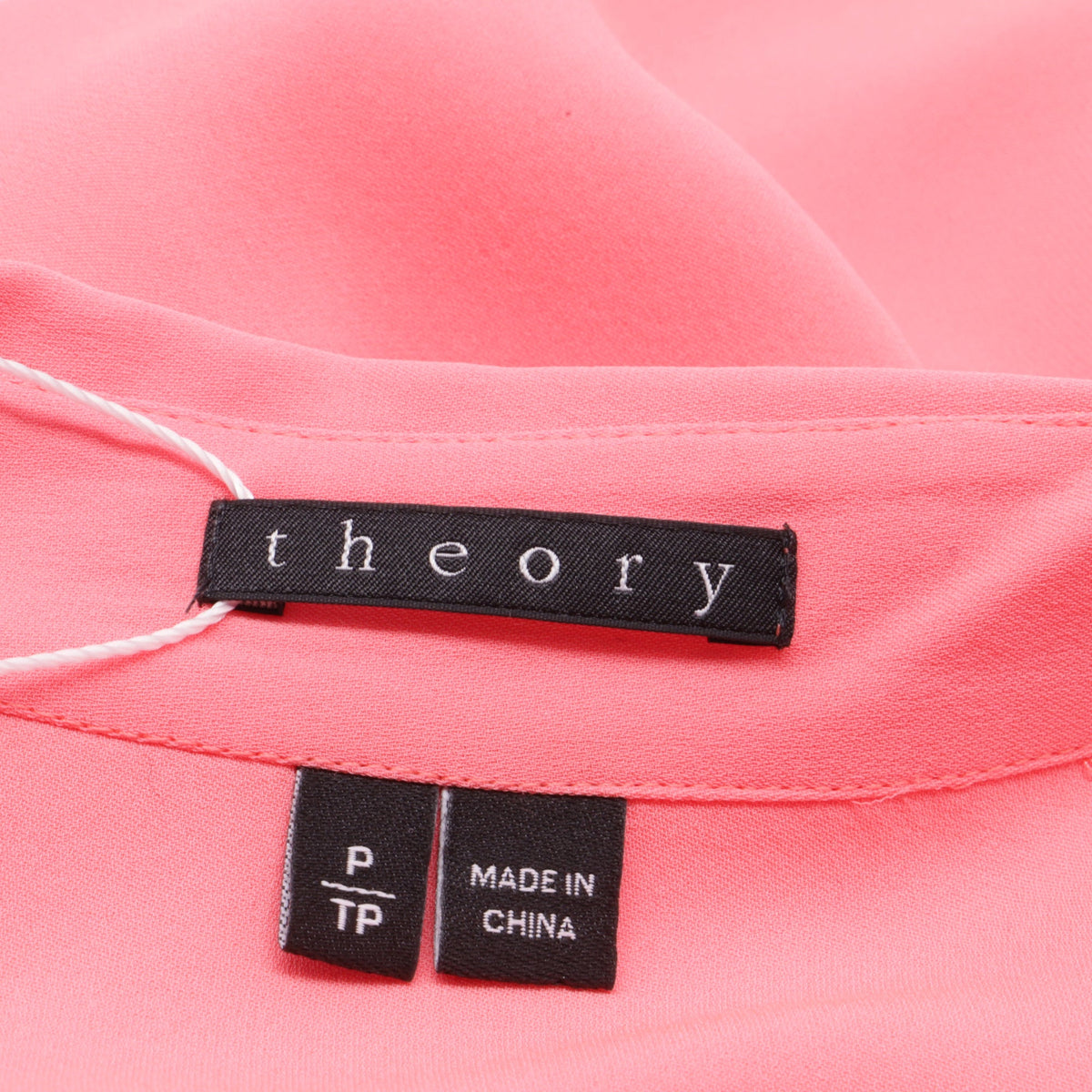 Blusa de seda color naranja