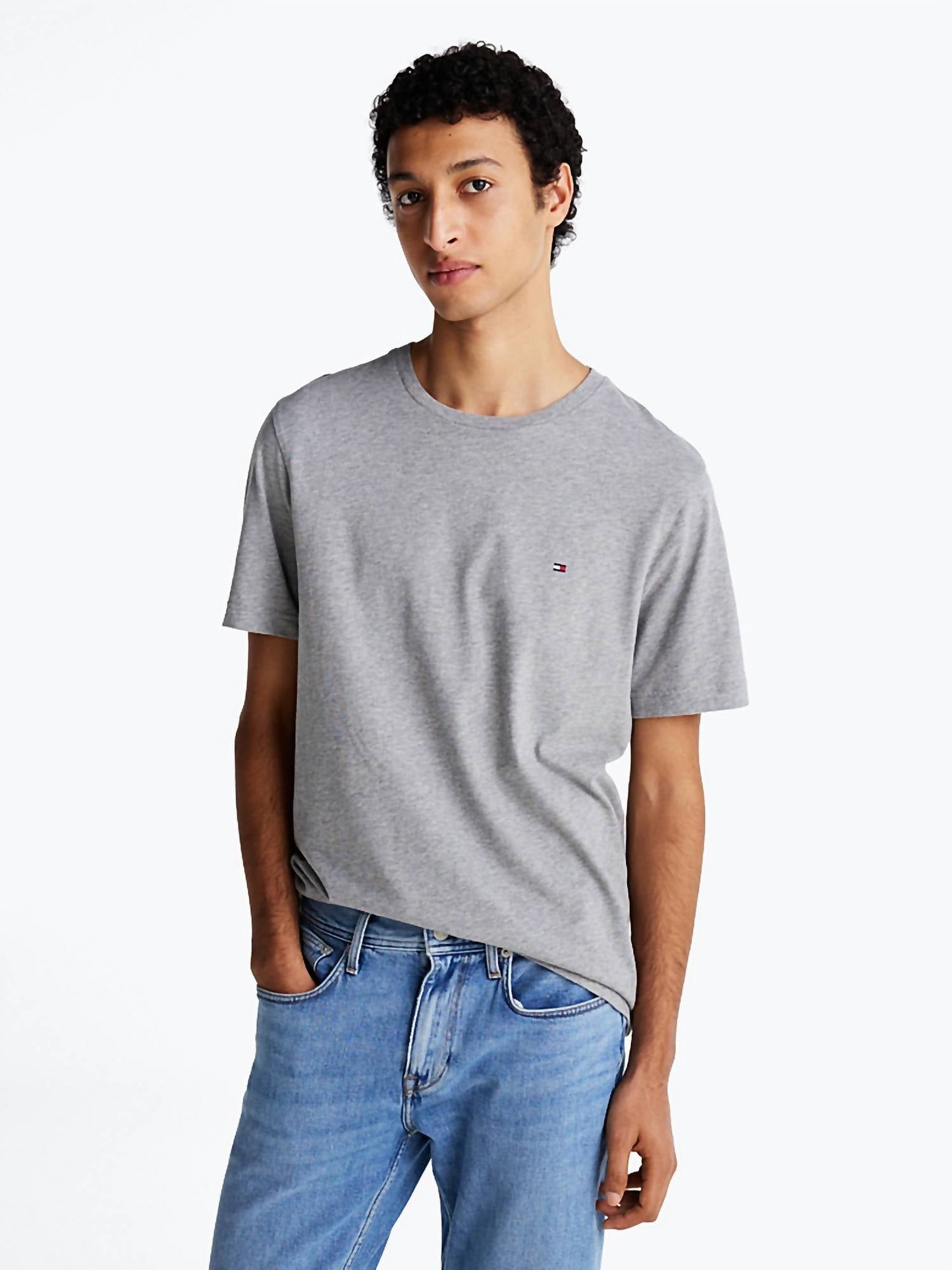 Camiseta con cuello redondo color gris