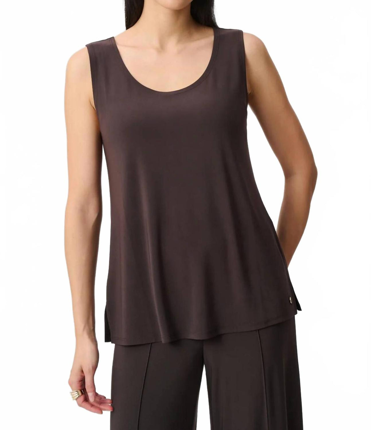 Camiseta sin mangas color café