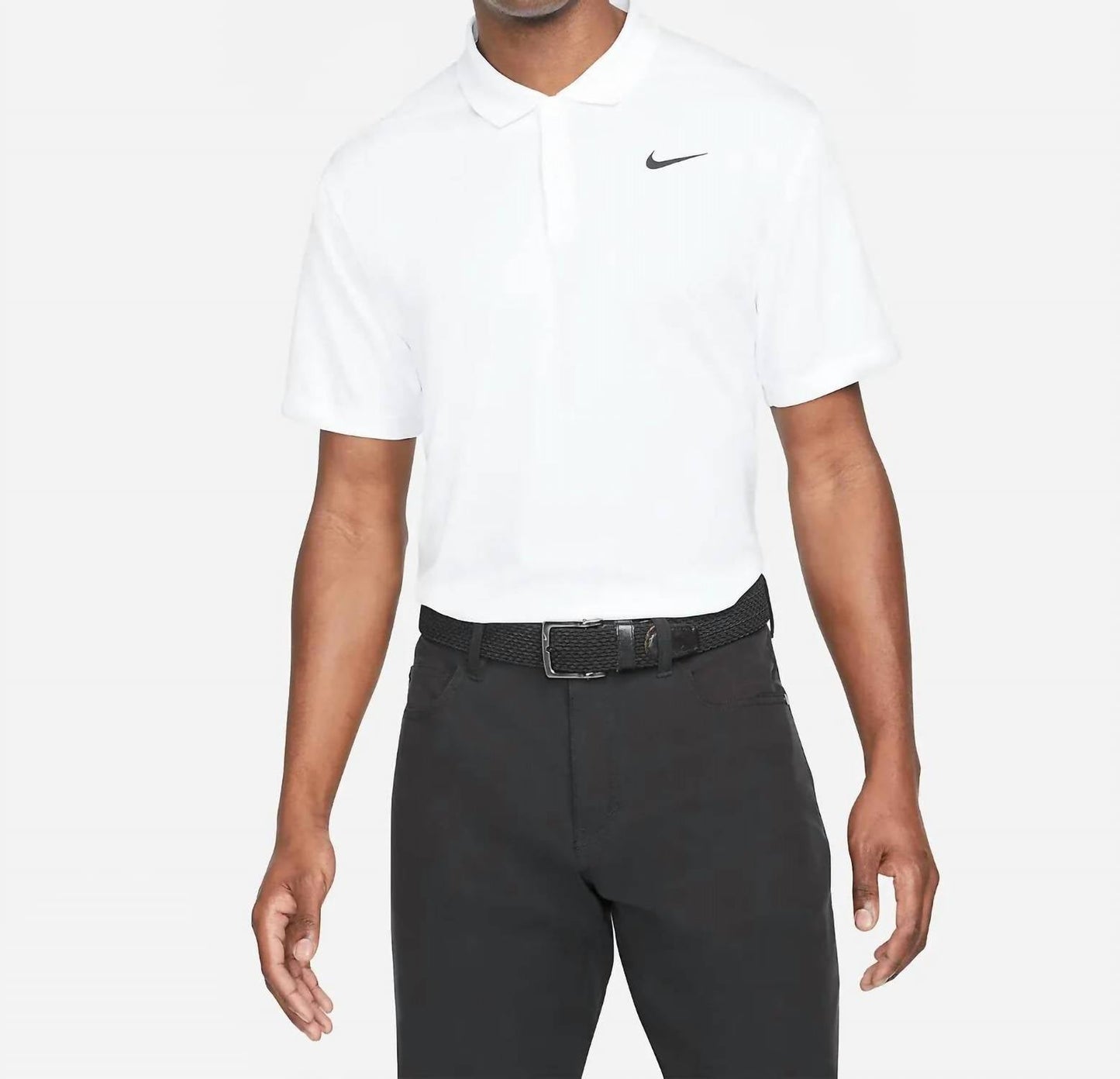 Polo de hombre de manga corta color negro y blanco