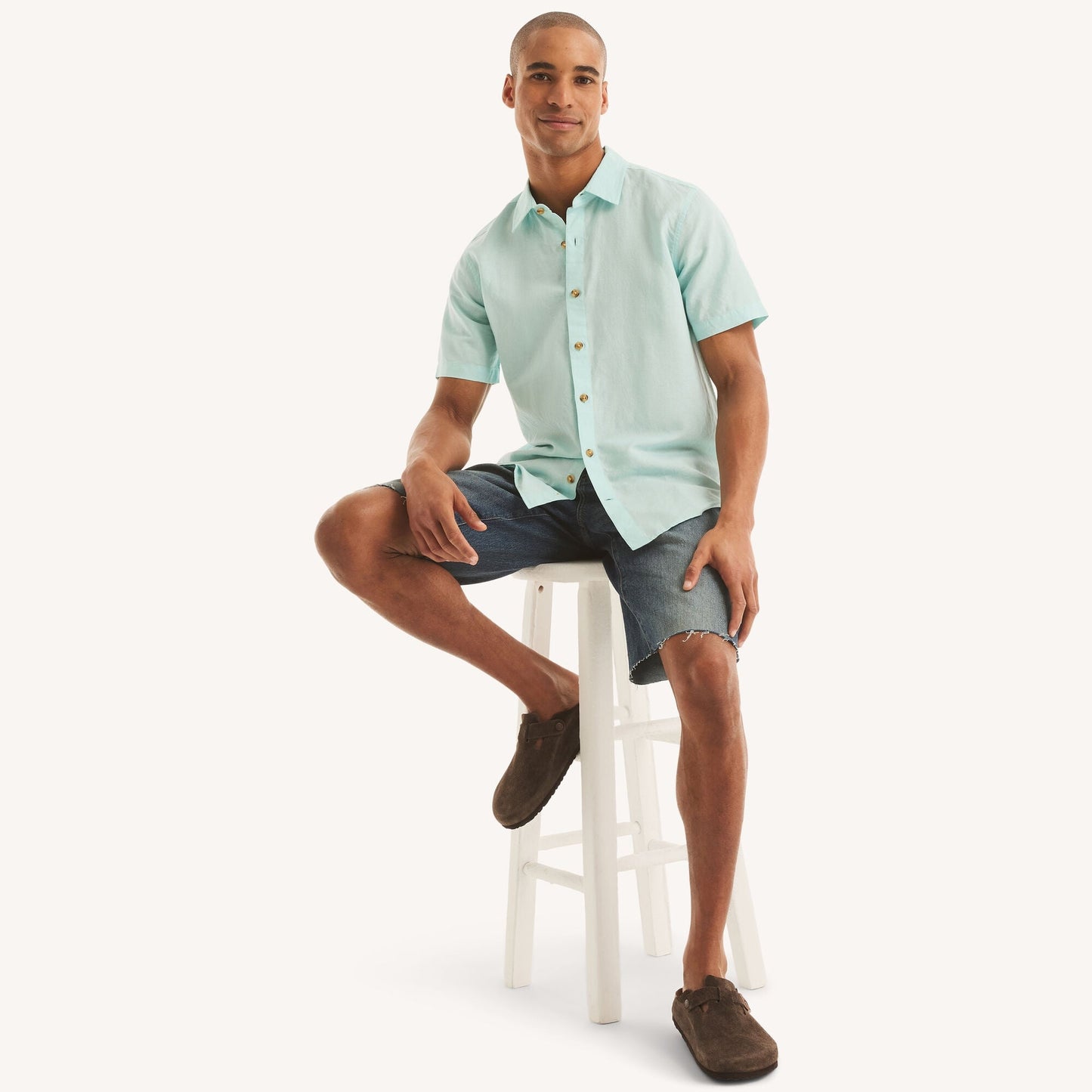 Camisa de hombre de lino de manga corta