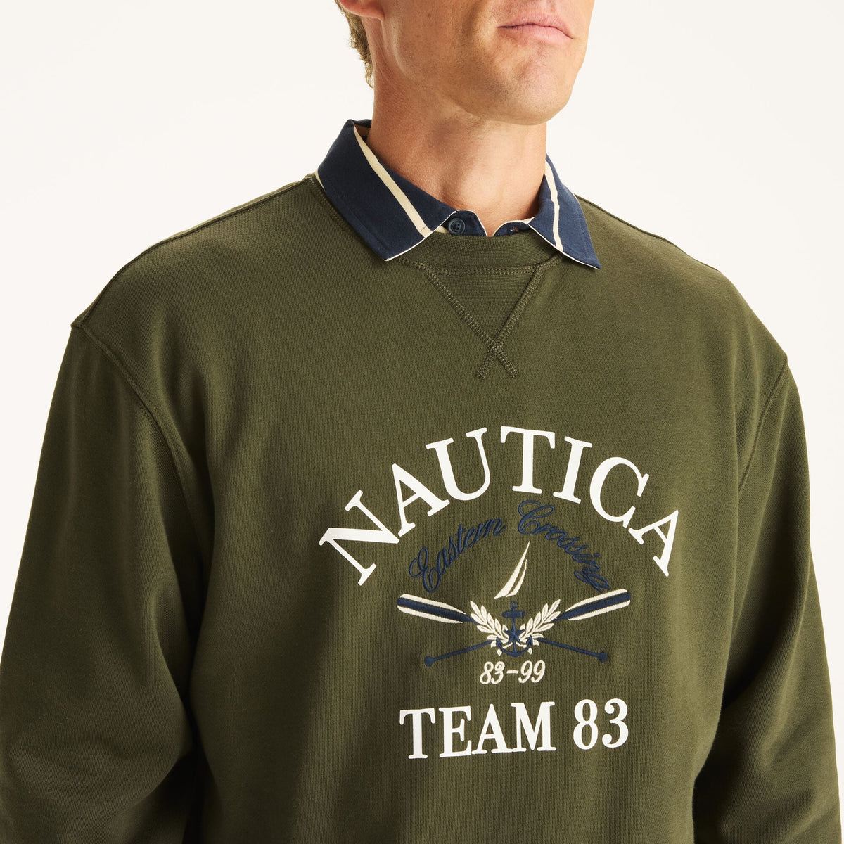 Buzo de hombre con cuello redondo