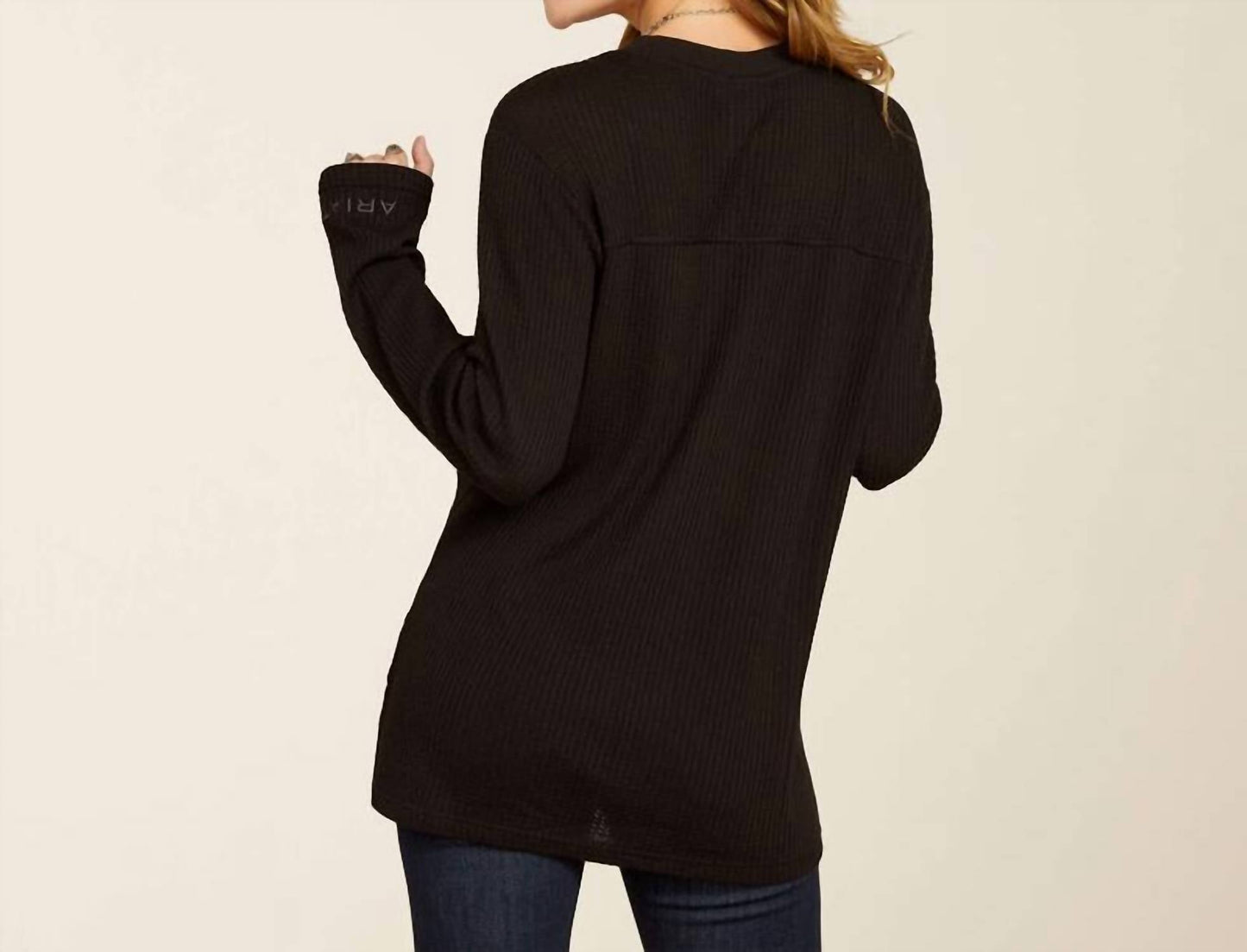Top color negro