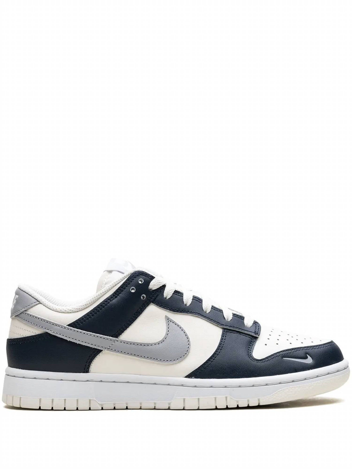 Tenis de mujer color azul marino