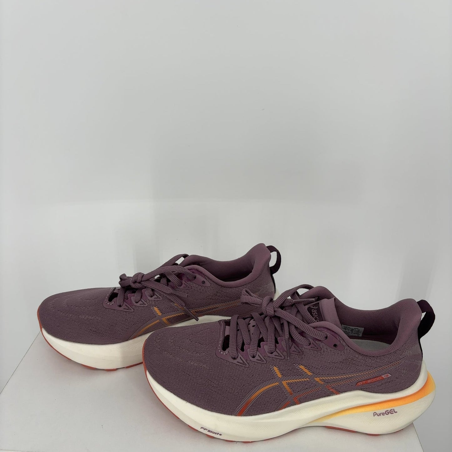 Tenis color violeta