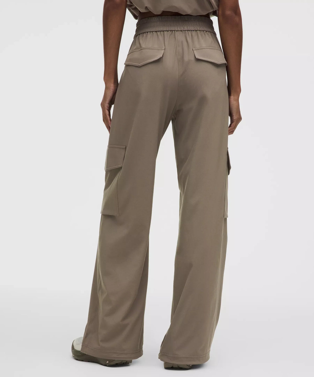 Pantalón de tiro alto