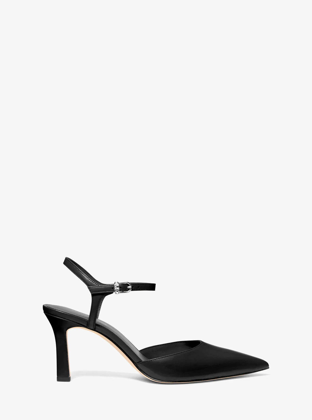 Tacones de cuero
