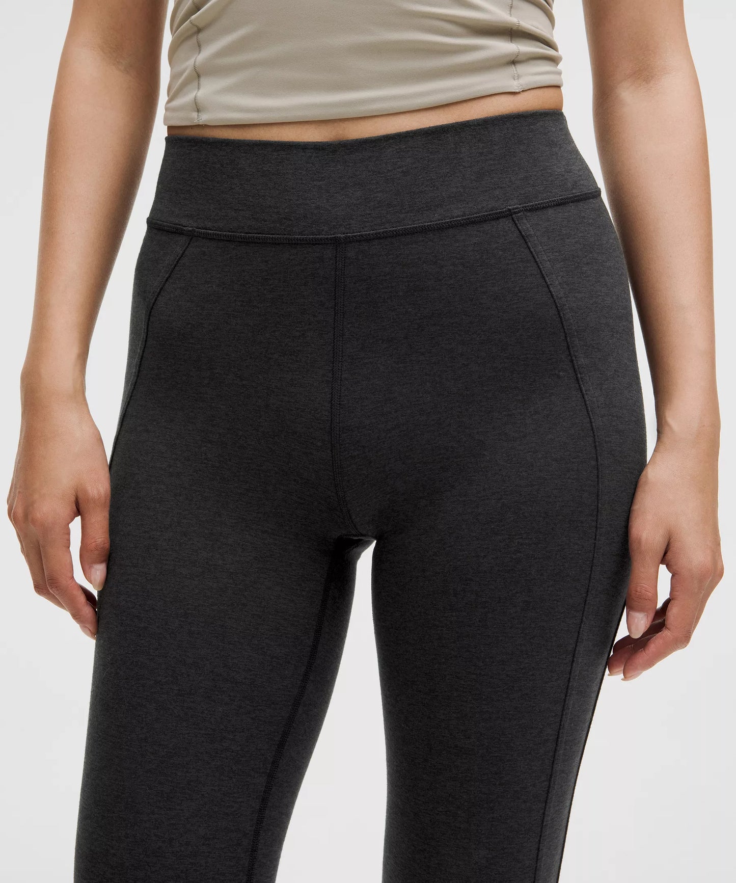 Pantalón de tiro alto
