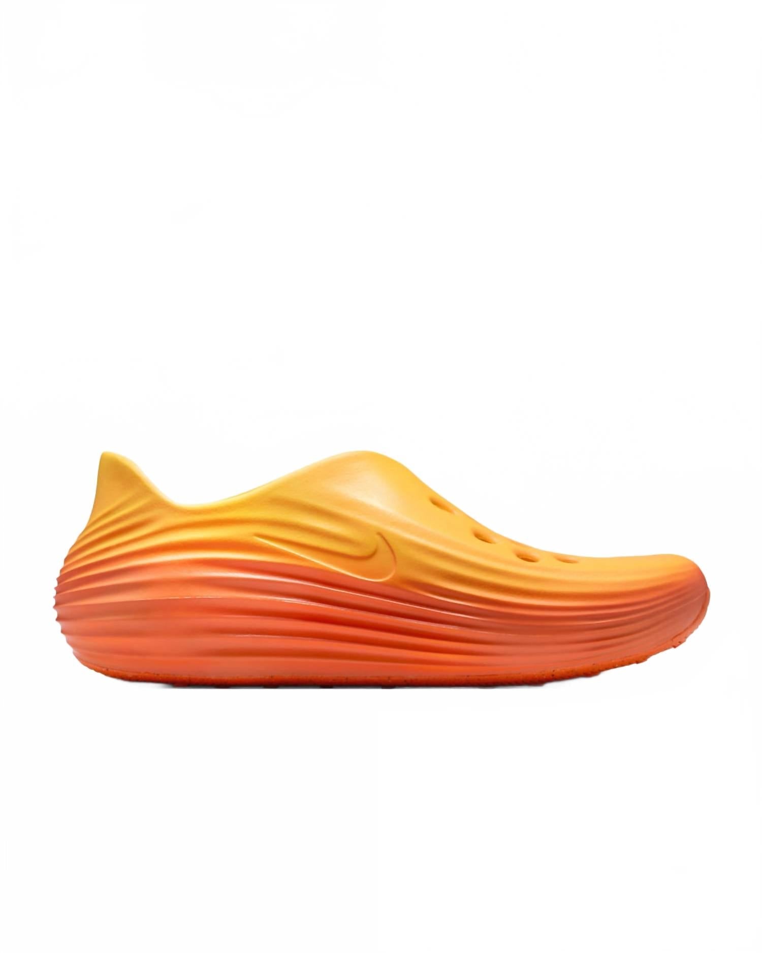 Sandalias de hombre color naranja y dorado