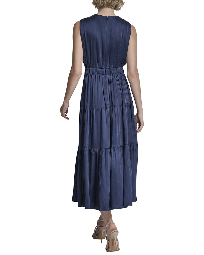 Vestido con cuello en V