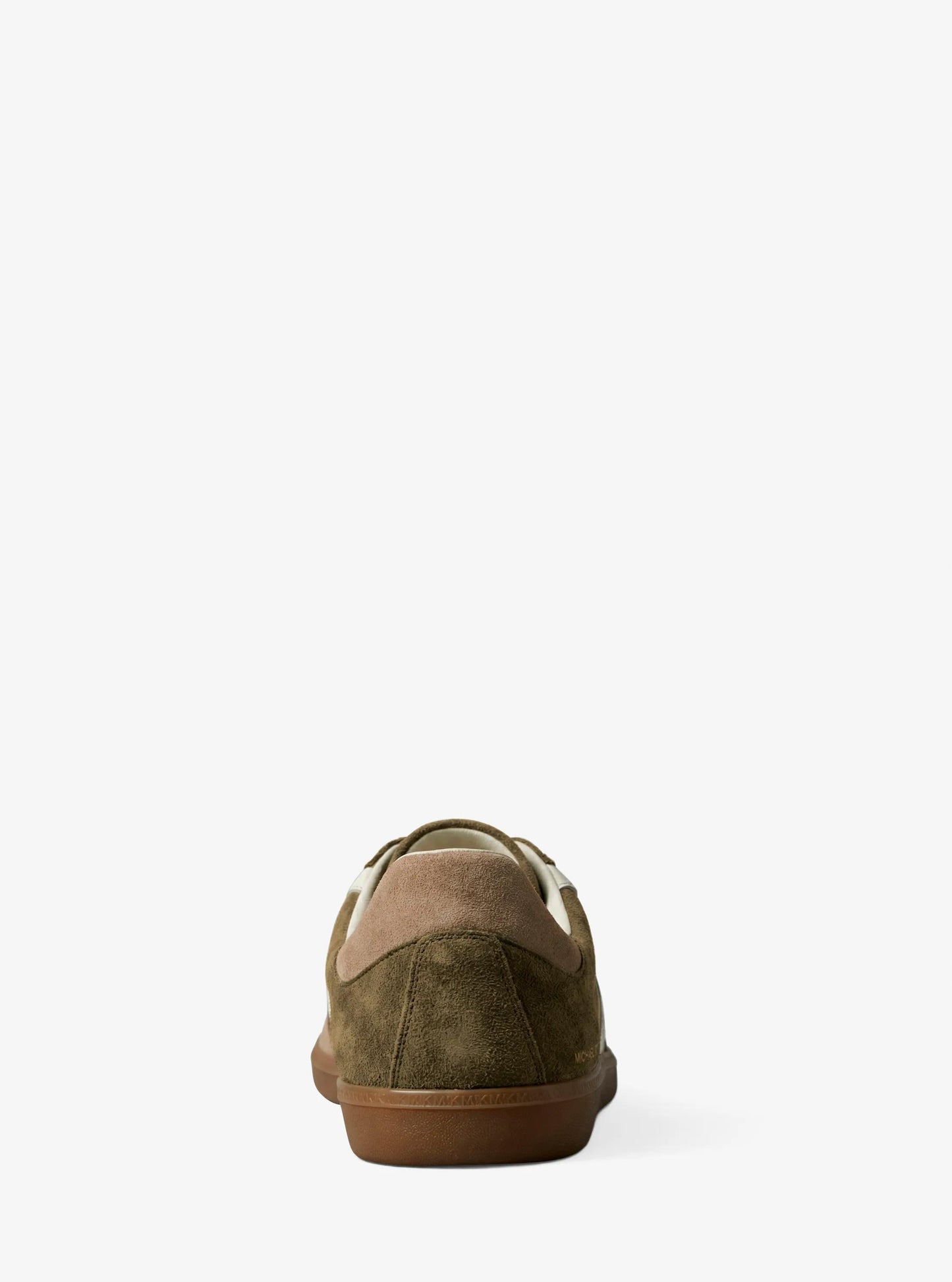 Tenis de gamuza