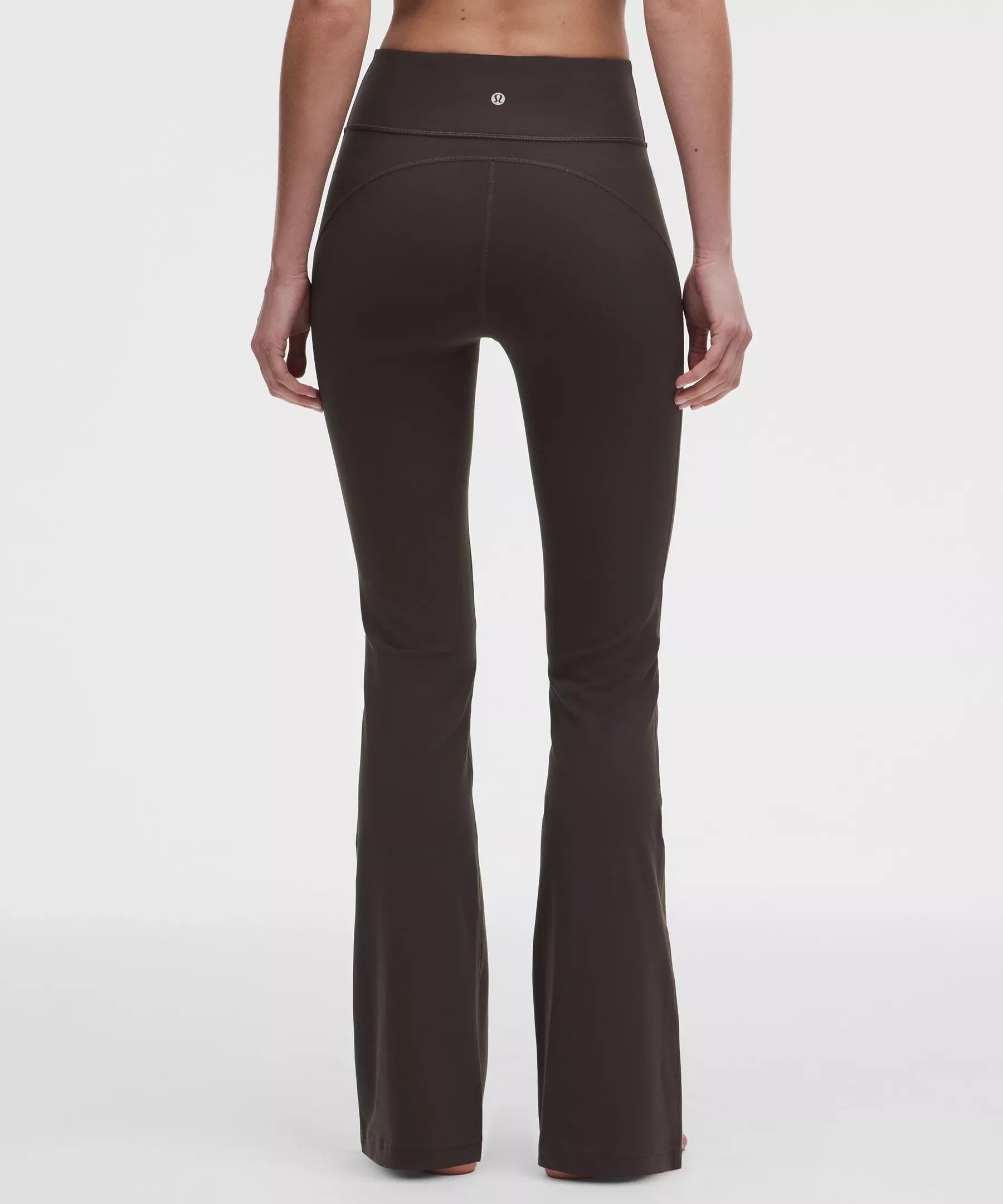 Pantalón de tiro alto