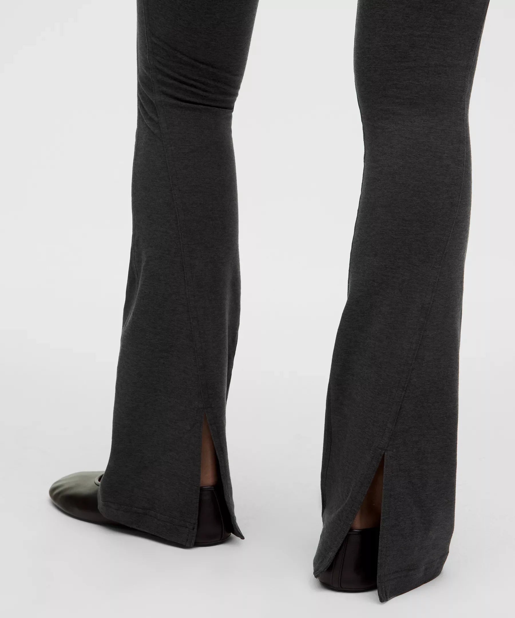 Pantalón de tiro alto