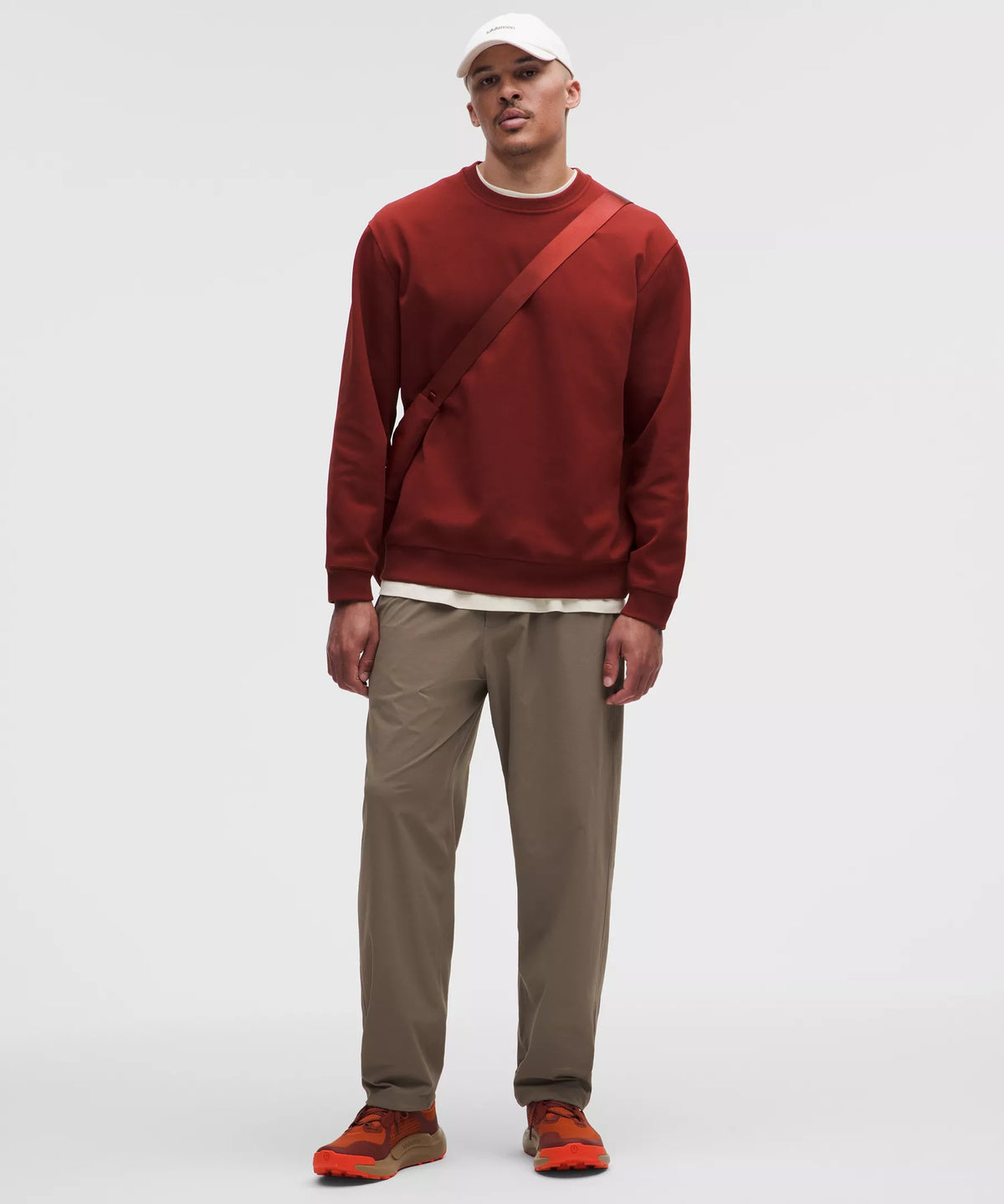 Pantalón de corte amplio