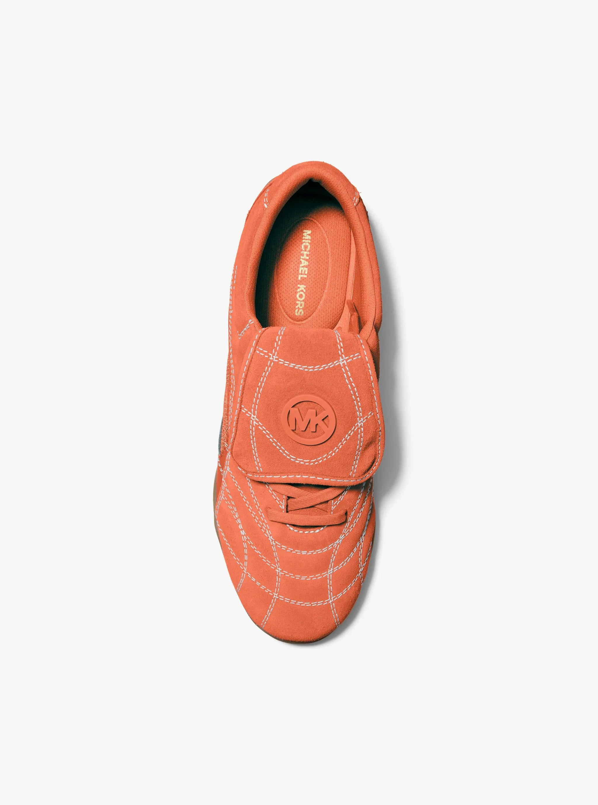 Tenis de gamuza