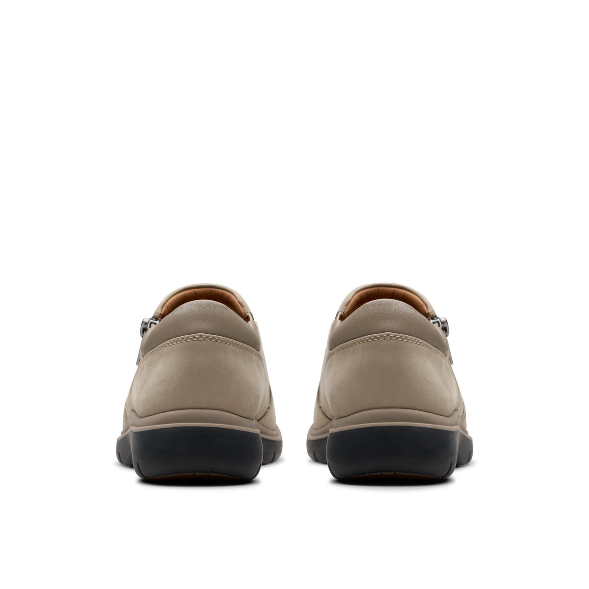 Calzado de nobuk color beige