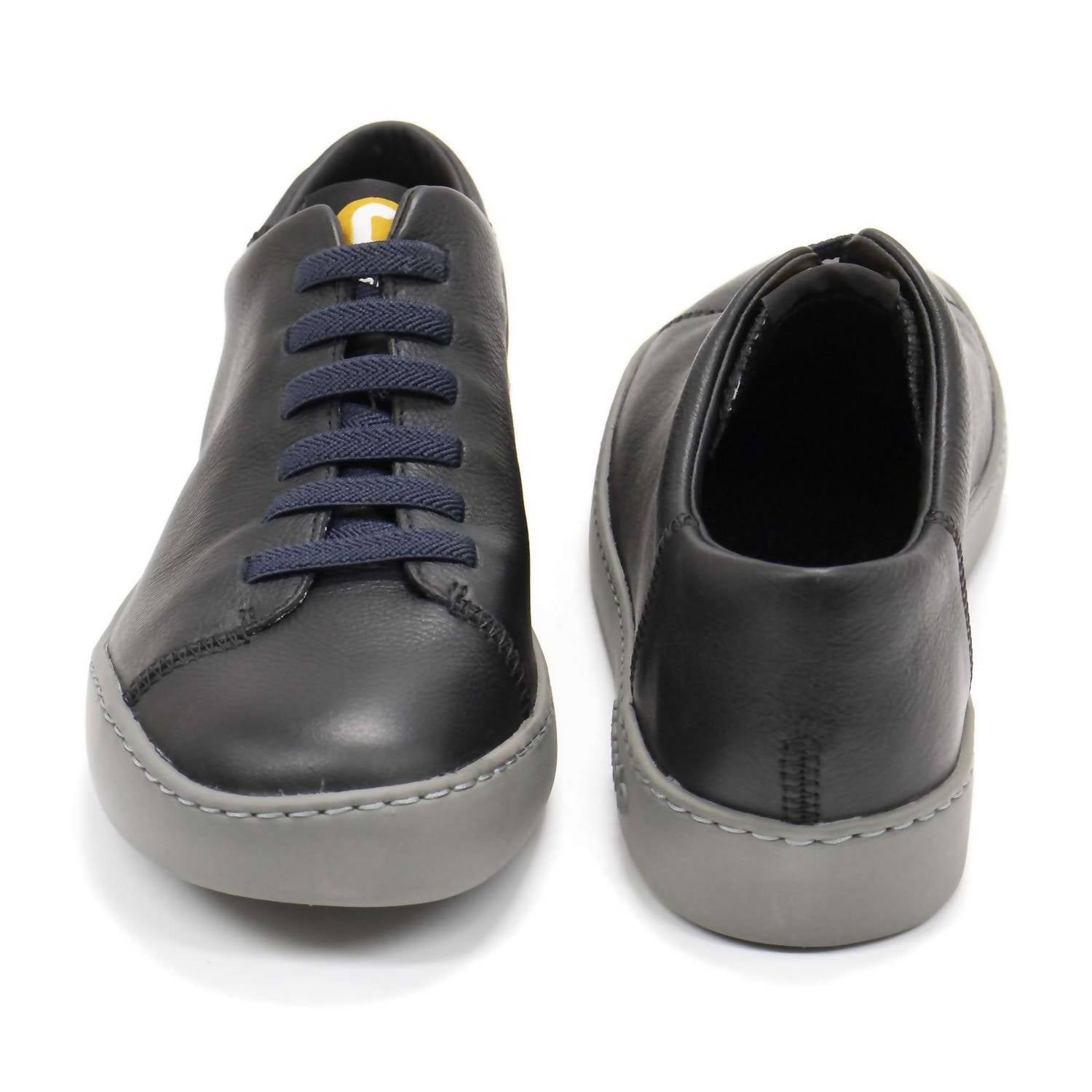 Tenis de hombre color negro
