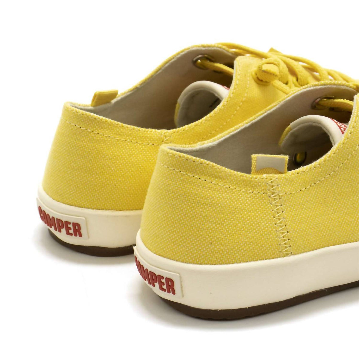 Tenis de mujer color amarillo
