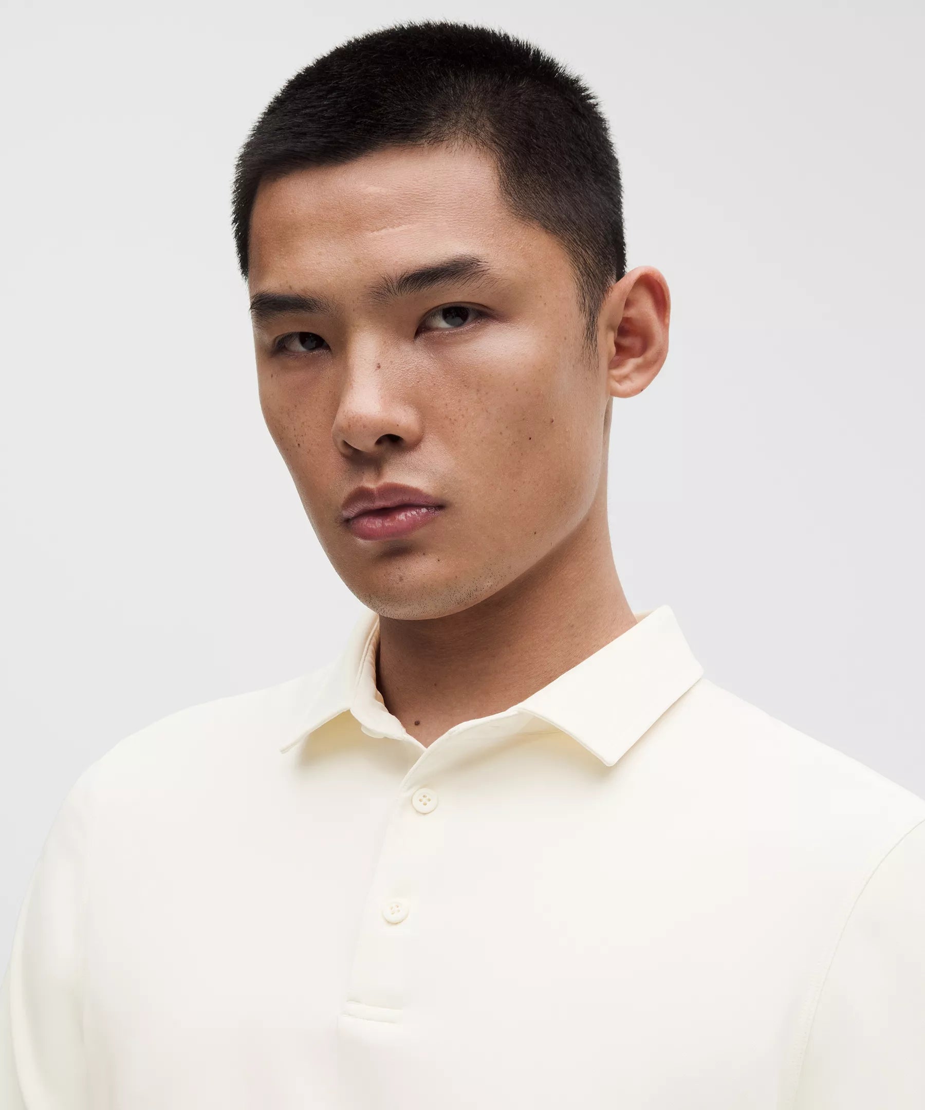 Polo de hombre de corte ajustado