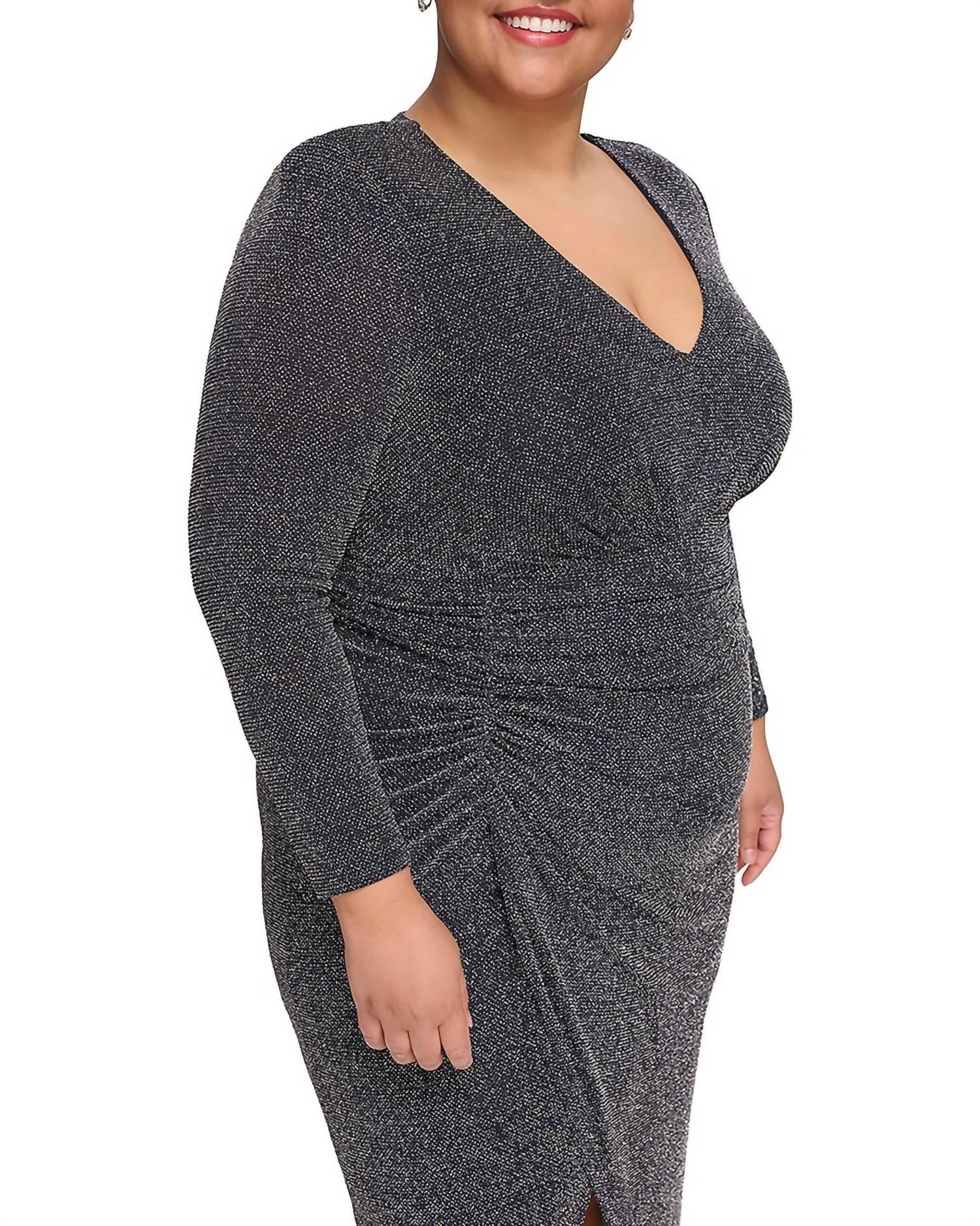 Vestido de manga larga color azul marino y plateado