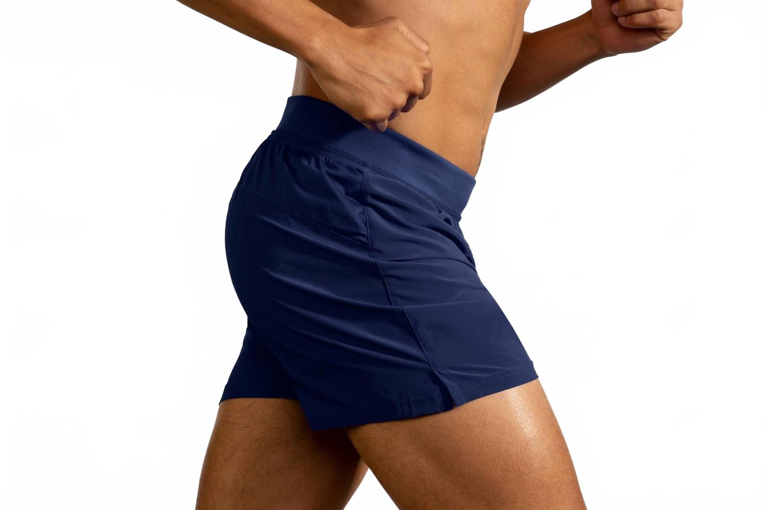 Short de hombre color azul marino