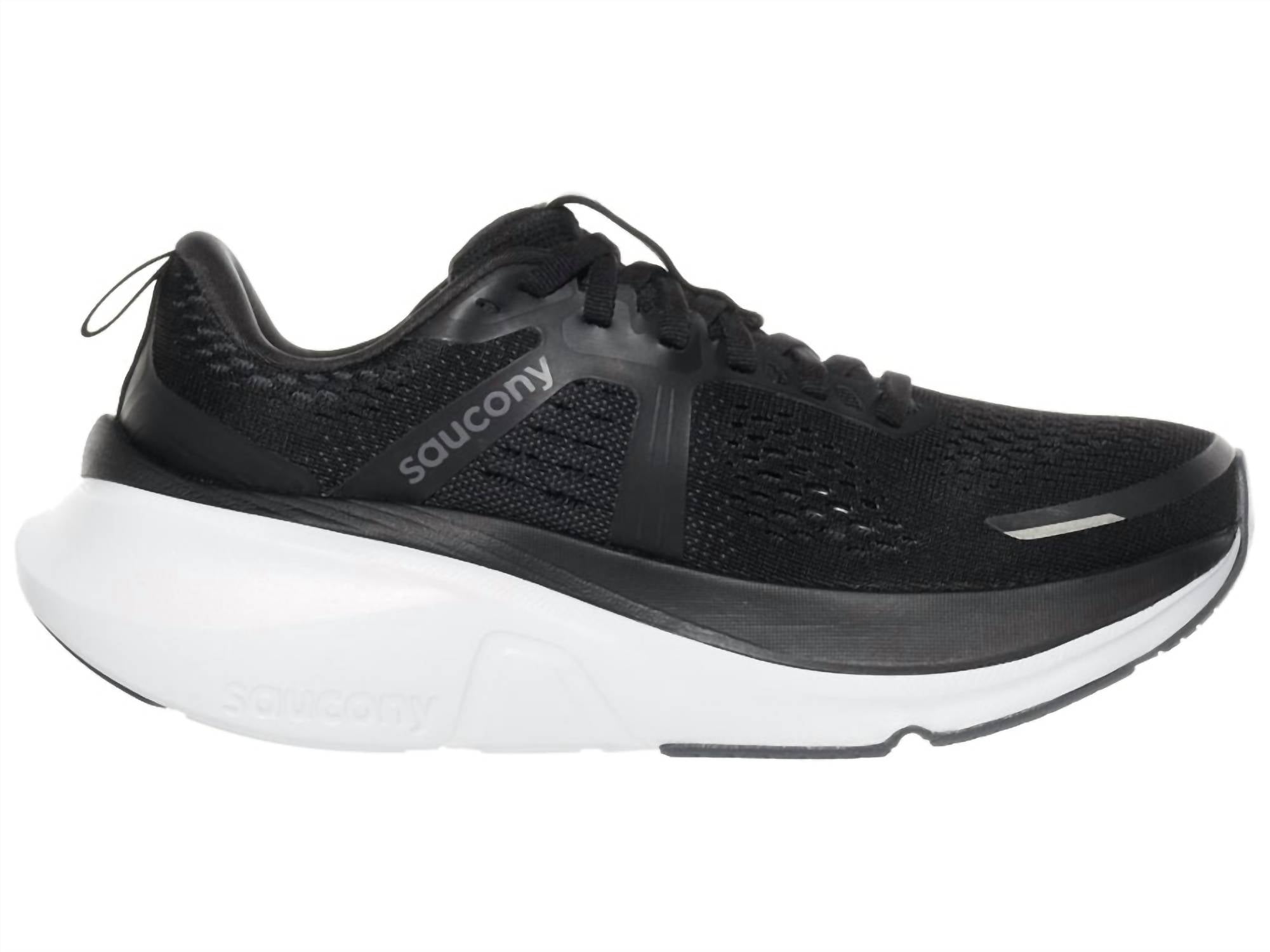 Tenis para correr de mujer color negro y blanco