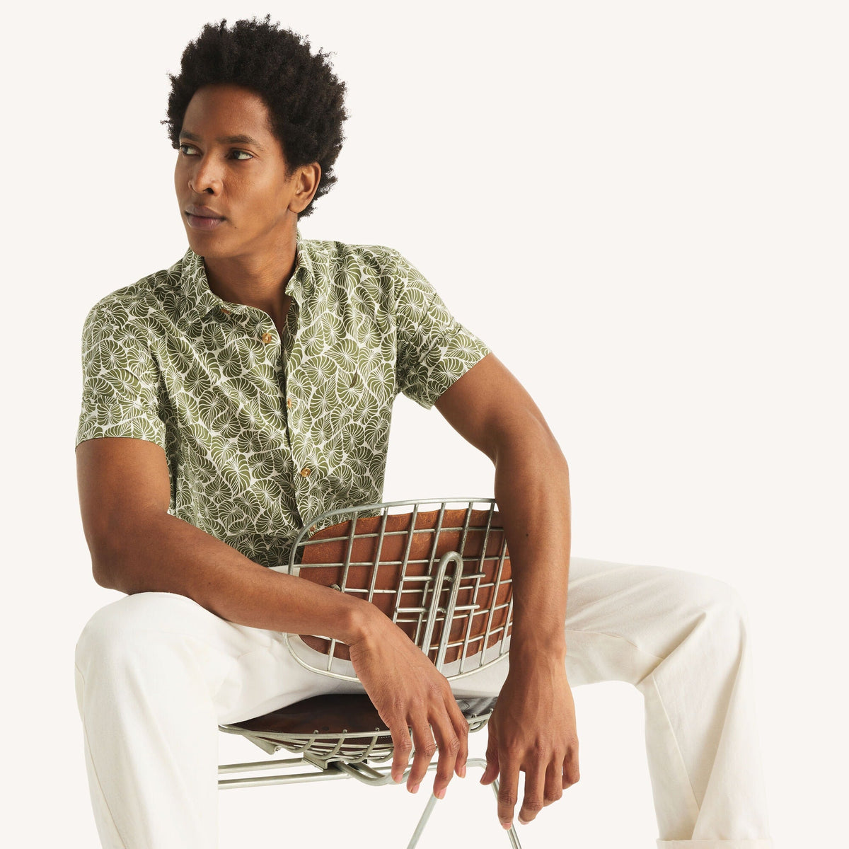 Camisa de hombre de lino de manga corta