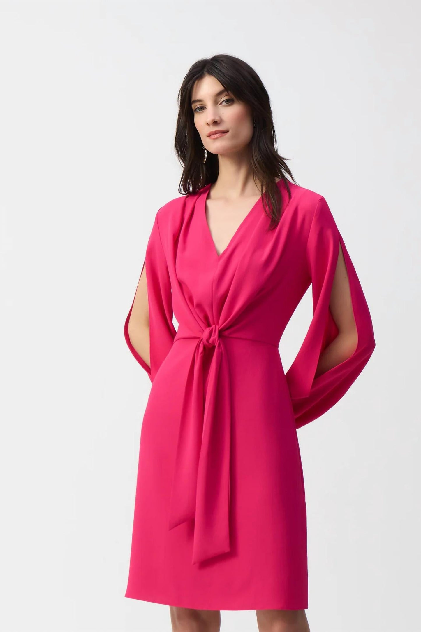 Vestido con cuello en V