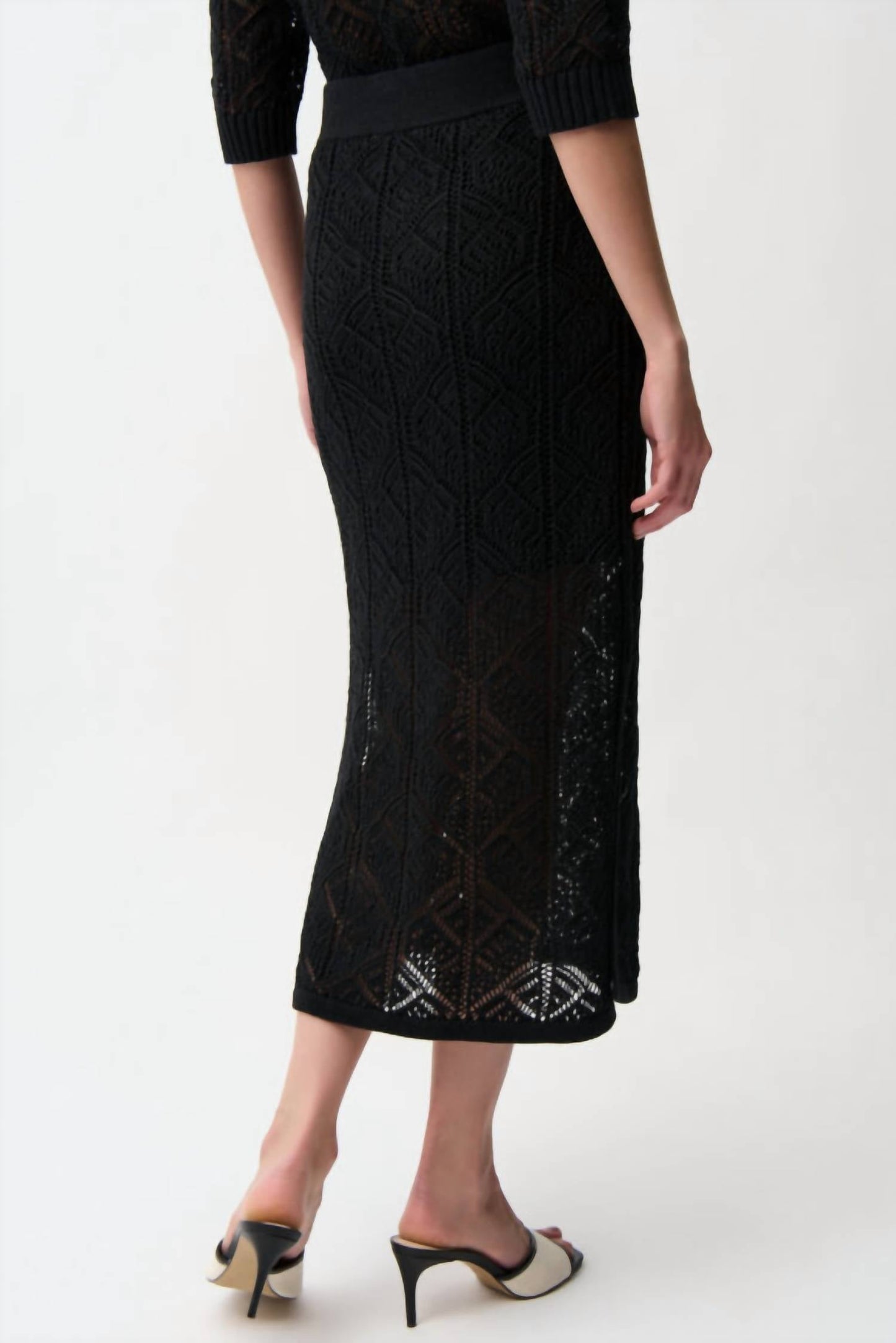 Falda color negro