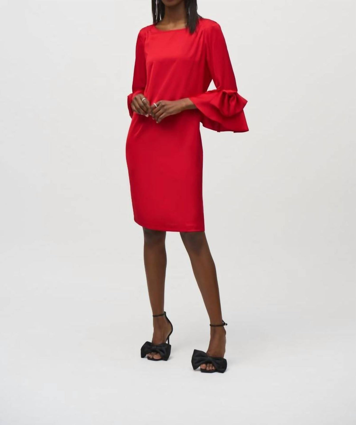 Vestido de satén con boleros color rojo