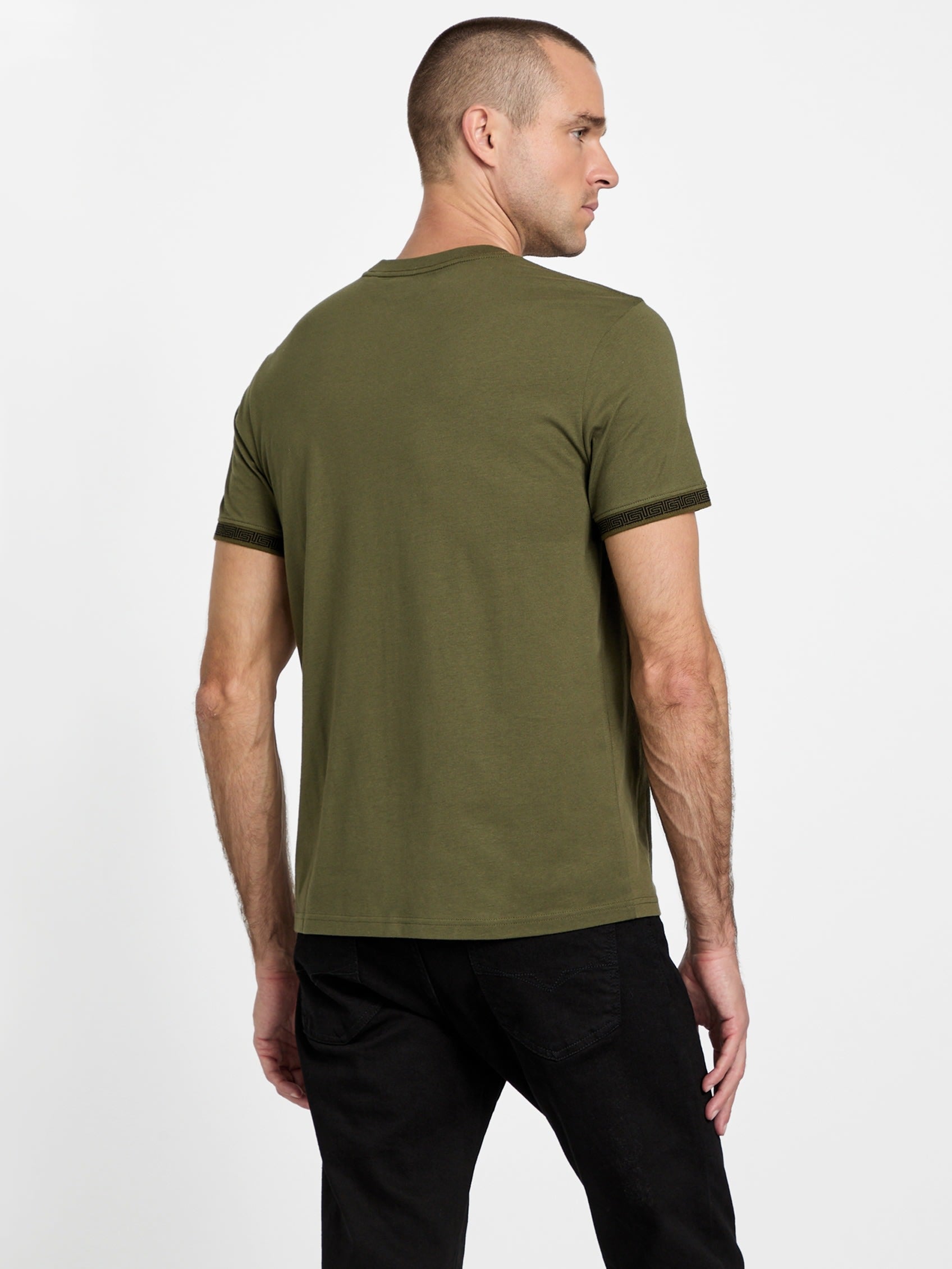 Camiseta con cuello redondo