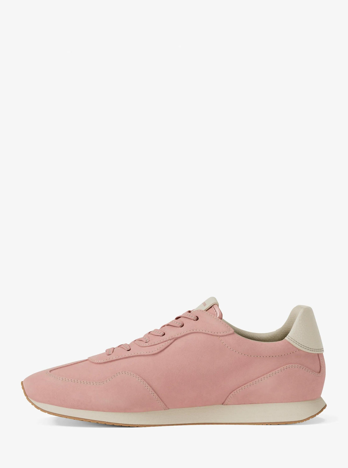 Tenis de gamuza
