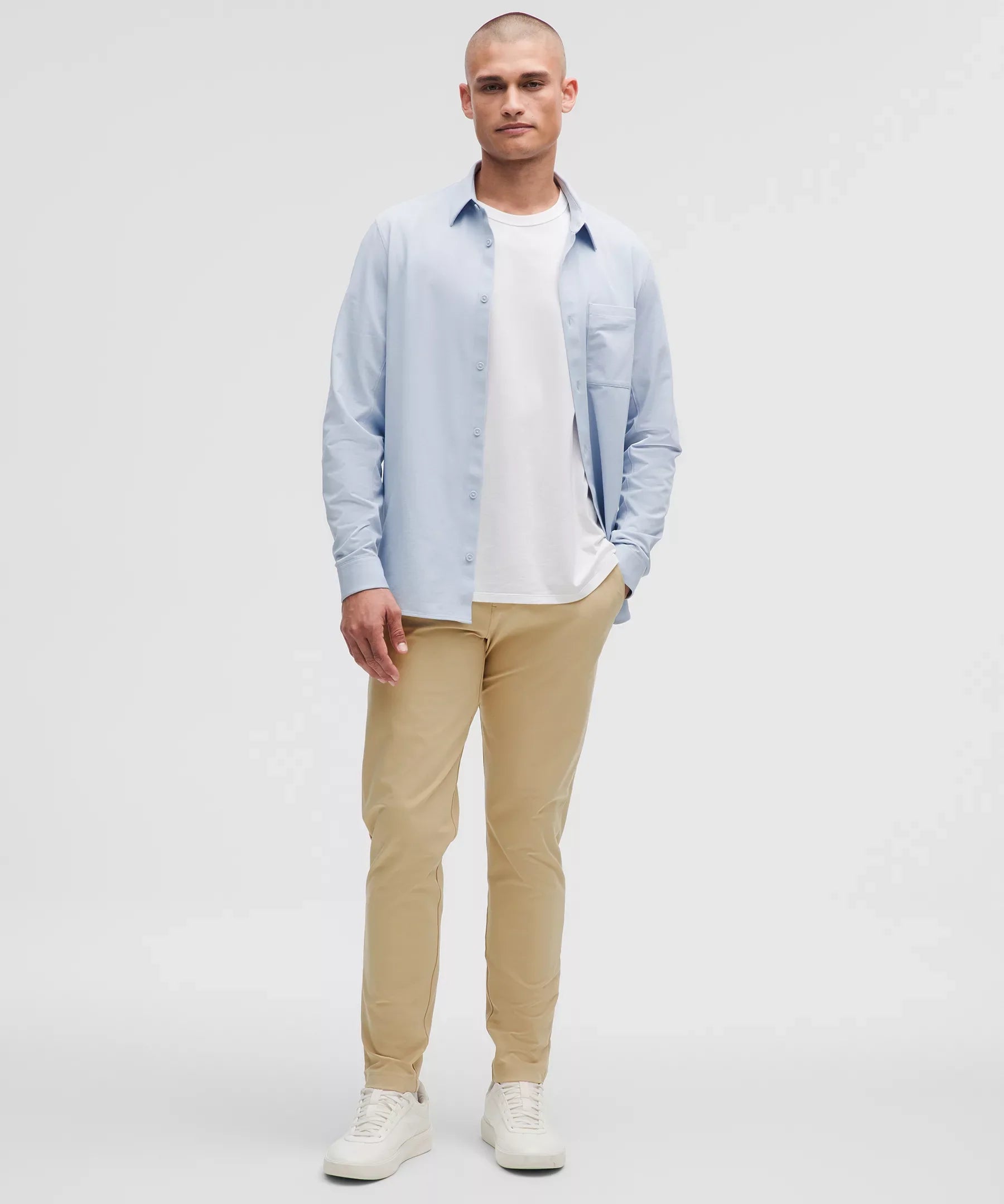 Pantalón de corte ajustado