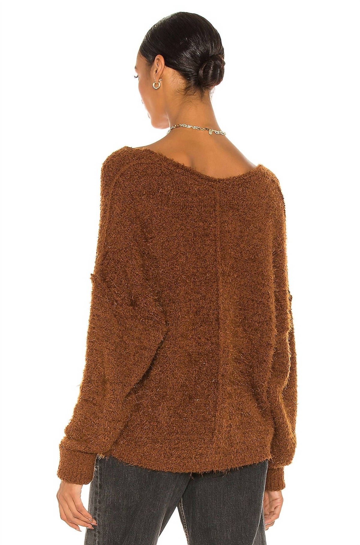 Suéter con cuello en V