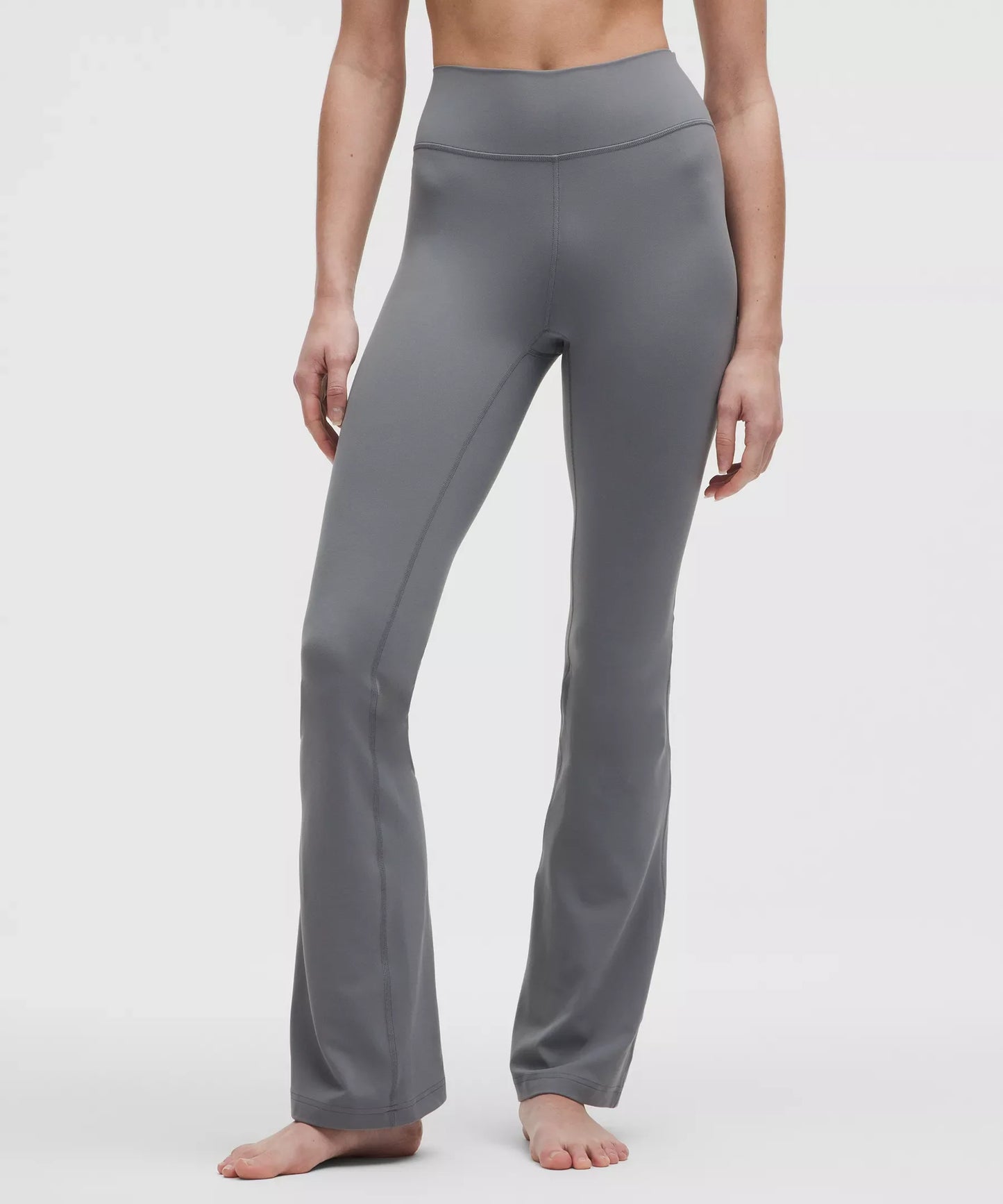 Pantalón de tiro alto