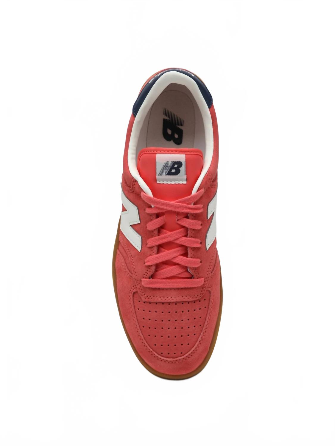 Tenis de hombre color azul y rojo