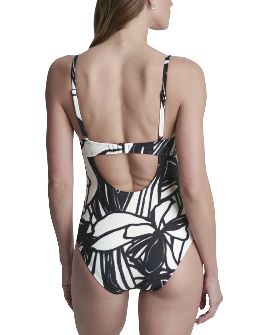 Vestido de baño con espalda descubierta