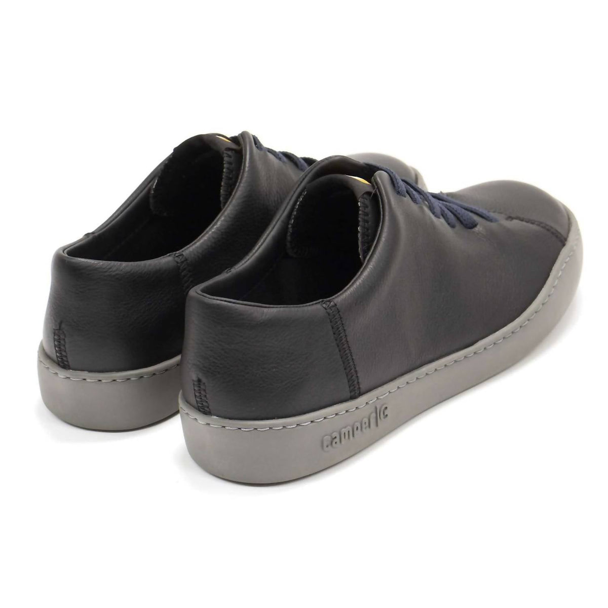 Tenis de hombre color negro