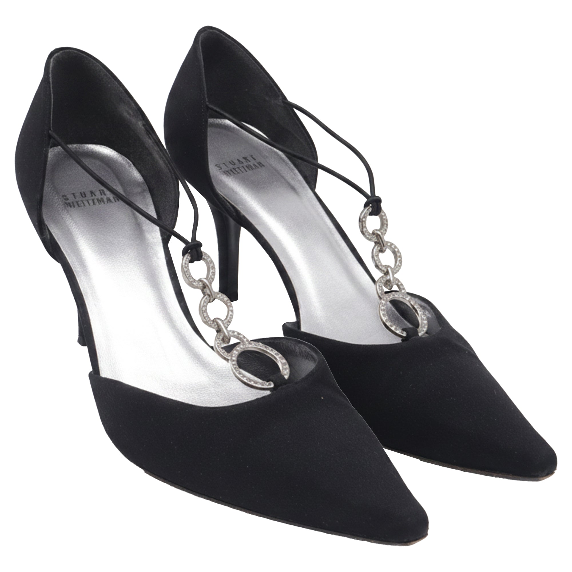 Tacones de satén color negro