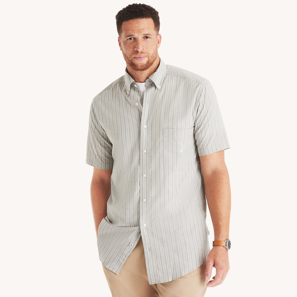 Camisa de hombre de manga corta a rayas